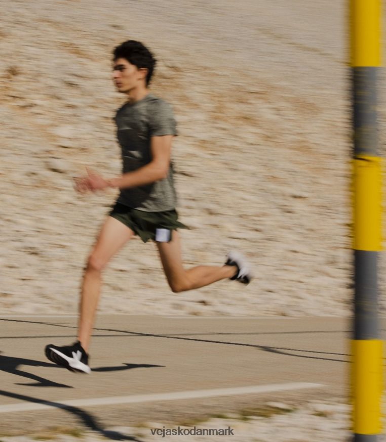 Veja Mænd marlin v-strikket sort hvid sko 6882FB204